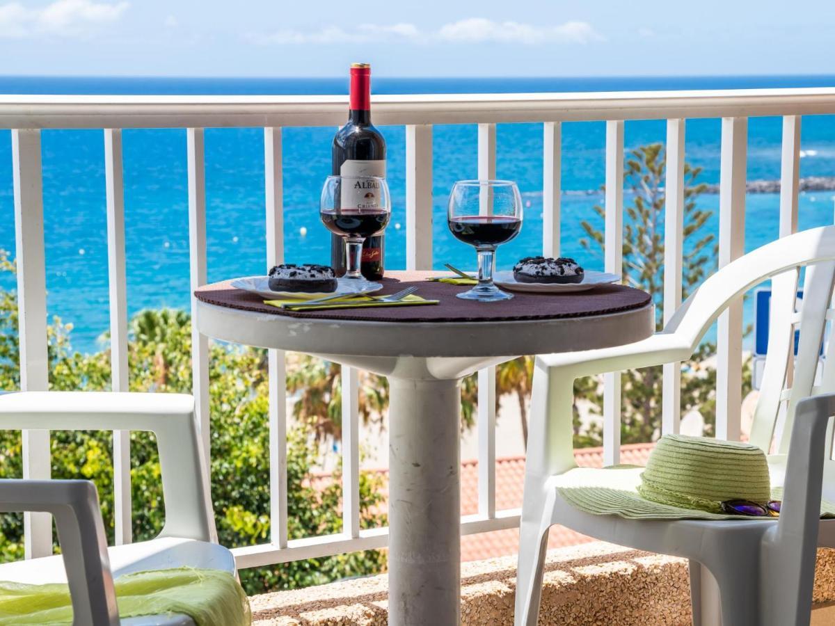 Appartamento 1 1 Beautiful Seafront With Balcony And Wifi Los Cristianos  Esterno foto