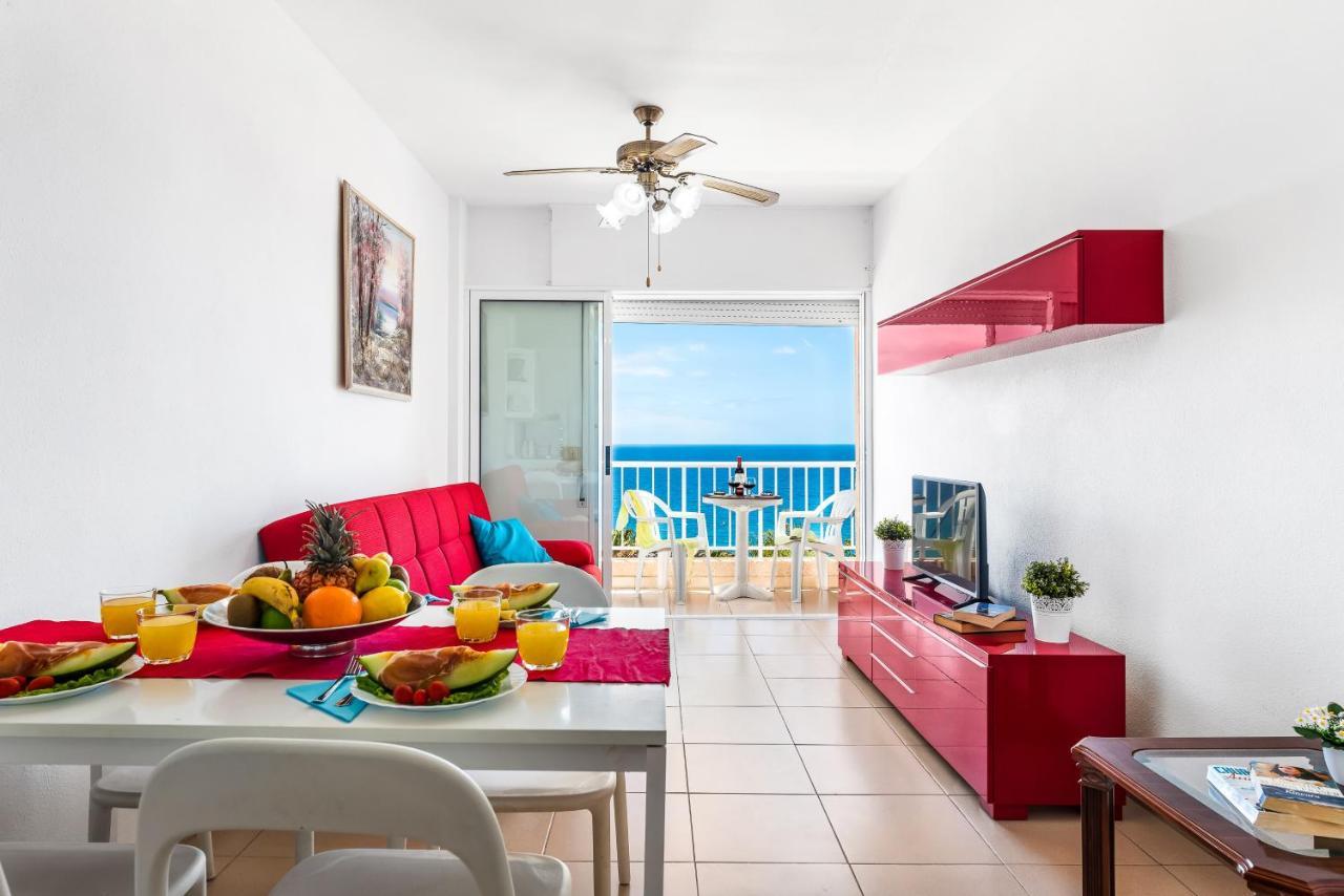 Appartamento 1 1 Beautiful Seafront With Balcony And Wifi Los Cristianos  Esterno foto